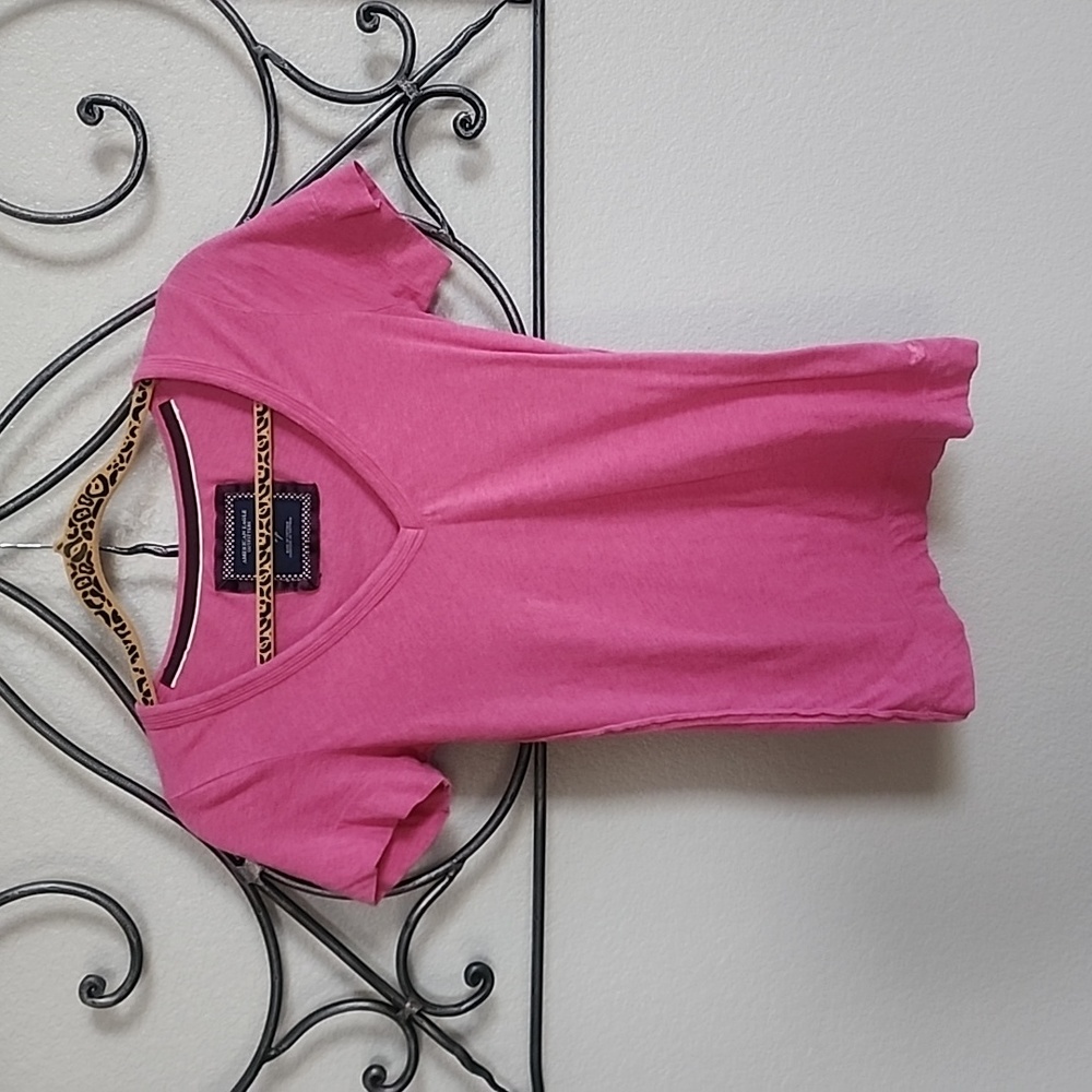 V neck soft tee